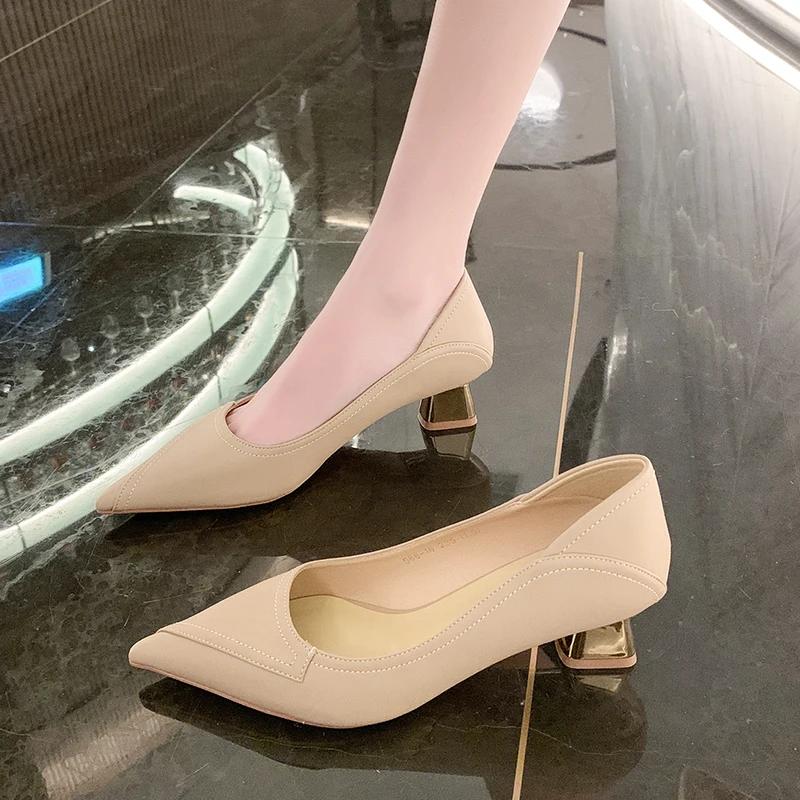 

2025Женские туфли-лодочки Весна Новые Остроносые Геометрические Банкетные Профессиональные Высокие Каблуки Повседневная Мода Темперамент Конический Каблук 35 хаки