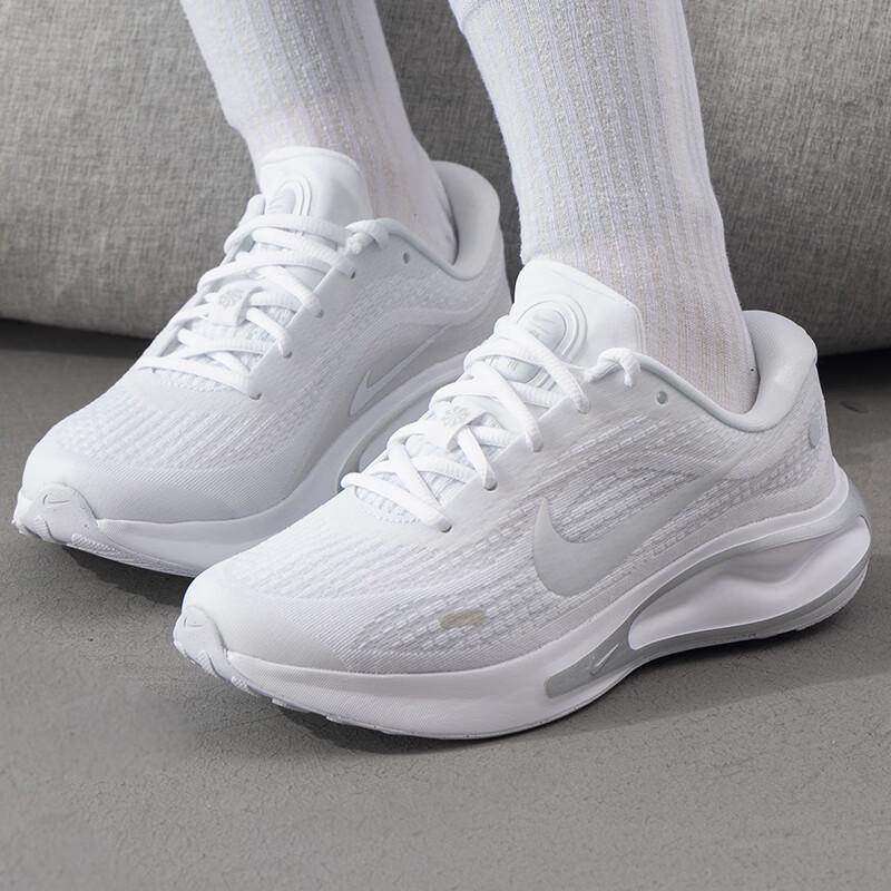 Nike Women s All-Season Running Shoes EUR 38.5