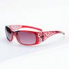 Fashion New Y2K Ladies Pattern Relief Square Small Frame Sunglasses Retro Style Elegant Summer Vacation Beach Glasses