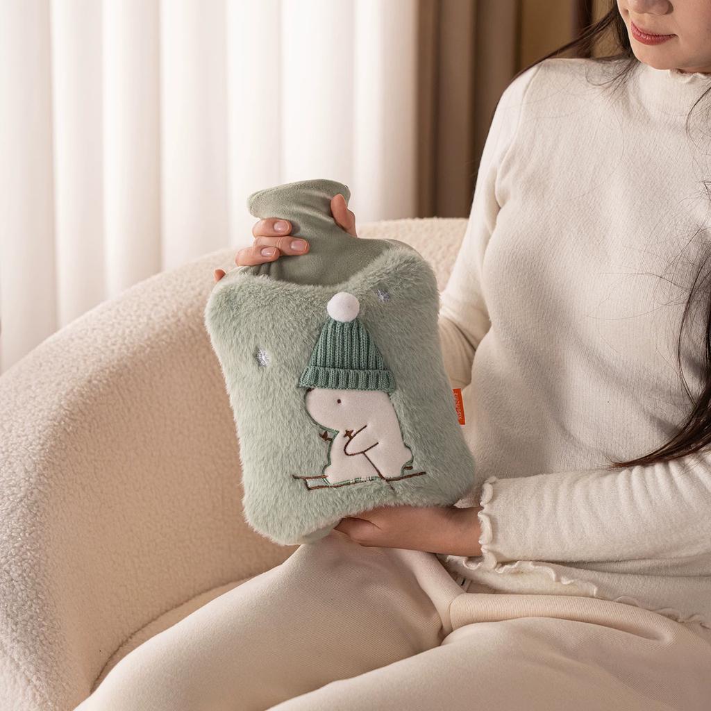 2025 Hot Water Bag Winter Warm Bed Warm Bed Cover Foot Handy Gadget Large Stuffed Irrigation Type Hot-Water Bag Water Injection