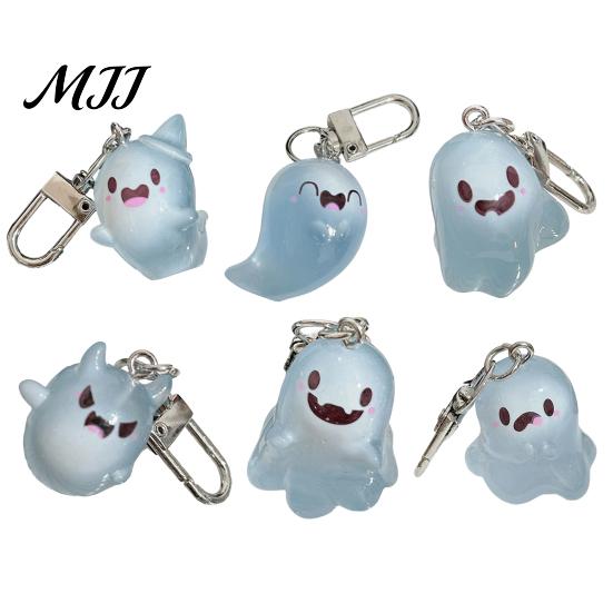 Glow Keychain Glow-in-the-dark Ghost Luminous Design Multiple Expressions Halloween Bag Hanging Ornament Accessory