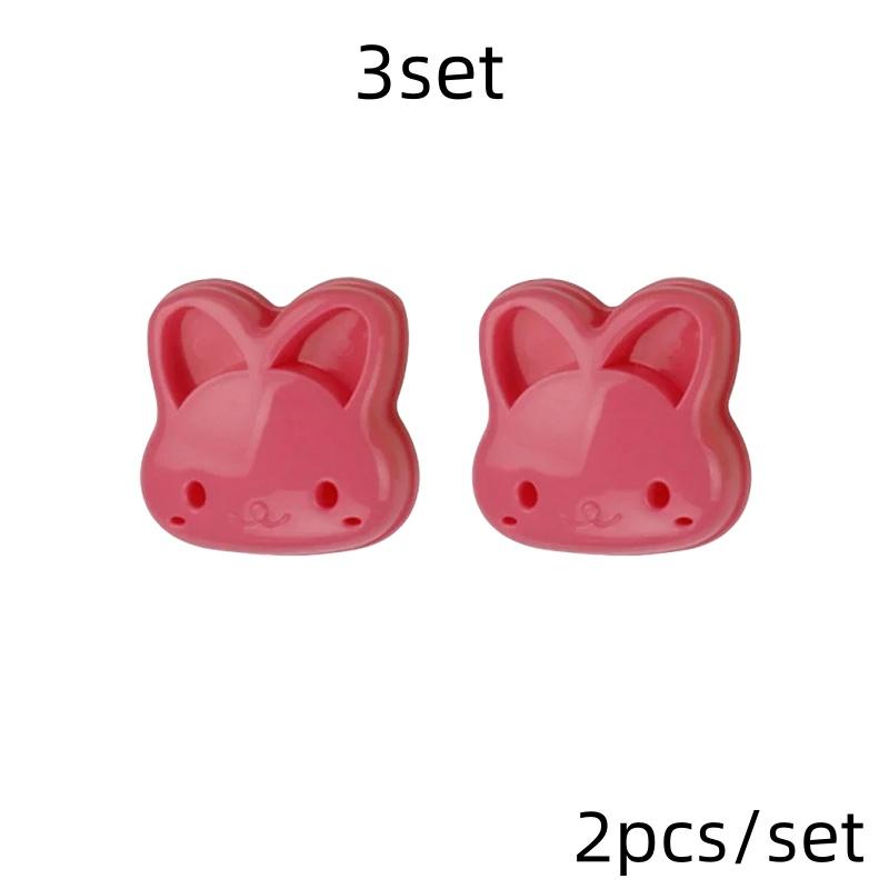 2pcs Sandwich Mould Bear Cat Rabbit Car Shaped Bread Mold Cake Biscuit Embossing Device Crust Cookie Cutter Baking Pastry Tools