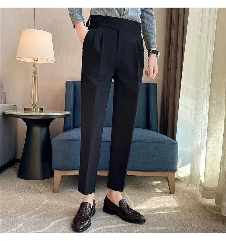 

High Waist Grey Pleated Trousers with Belt Detail and Metal Buckle 28 чорний