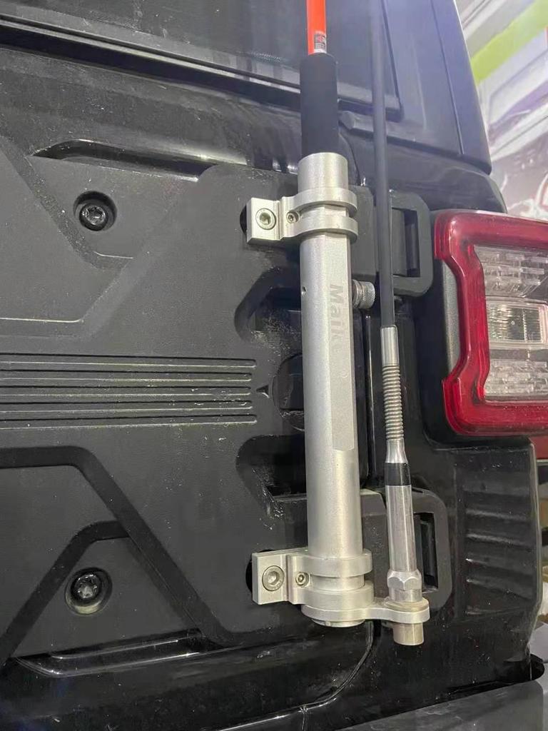 Wrangler JK/JL Flagpole Antenna Bracket: Tailgate Hinge Rack for Two-in-One Modification