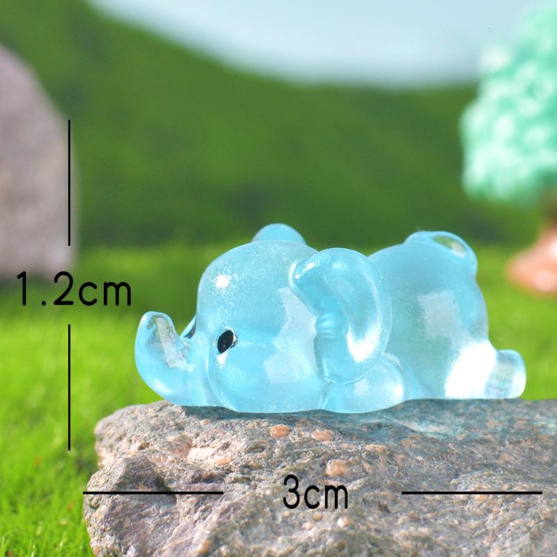 Cute Cartoon Figure Lying On The Ground, Glow-in-the-dark Little Elephant, Resin Handicraft Landscape Decoration Desktop Ornament