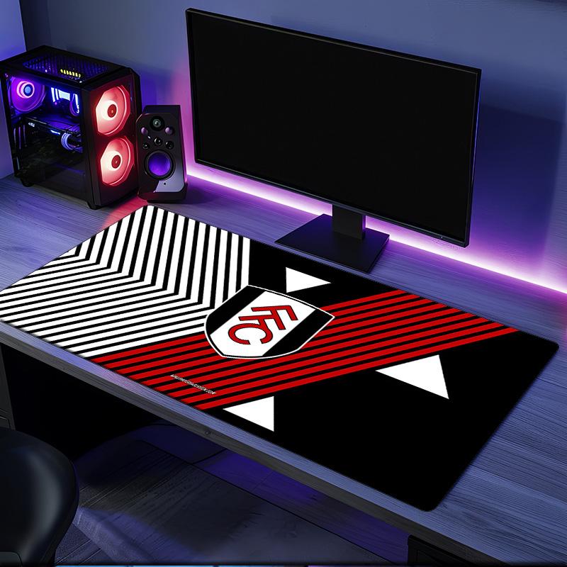 Fulham Crest Design Mouse Pad, Rubber Base, Mouse Pad for Gamers and Office Use, Gaming Desk , Easy To Clean Mat Christmas fan gifts