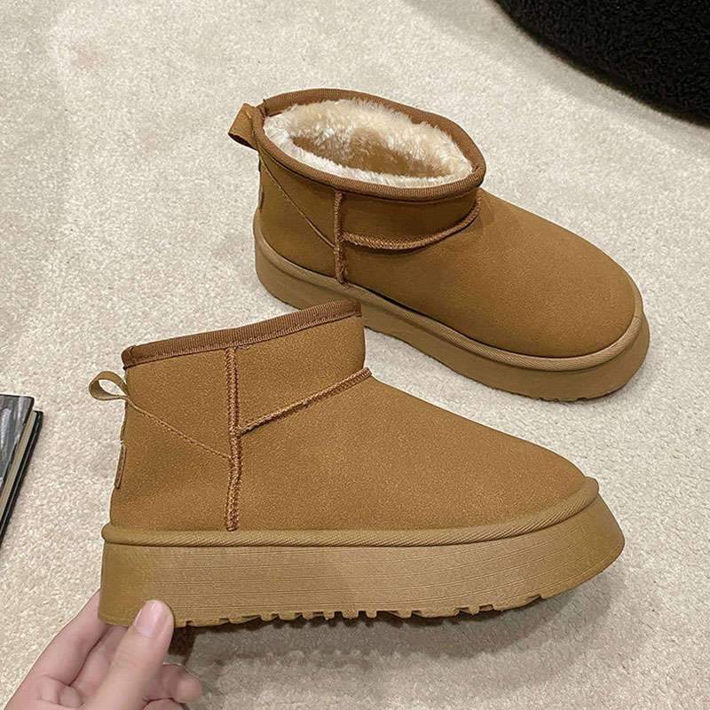 Fleece snow boots women wear thick soles winter 2025 new fur integrated short boots thickened non-slip cotton shoes