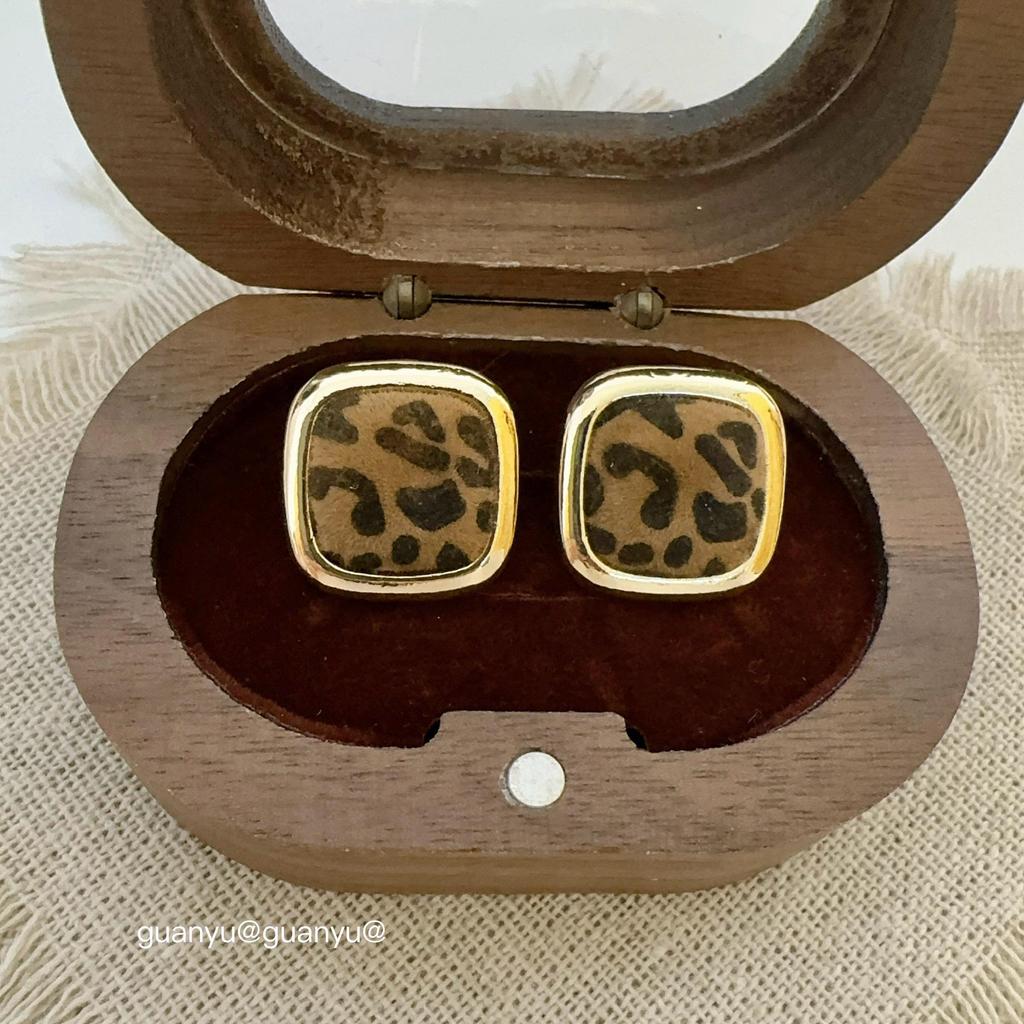 Chic Square Leopard Print Stud Earrings - Elegant, Lightweight, Versatile and Stylish for Women.