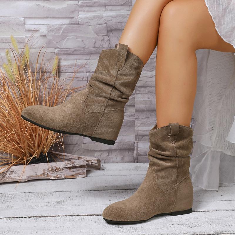 Round Toe Pleated Stack Boots Women's 2025 Winter New Plus-size Retro Sleeve Wedge Mid-leg Boots