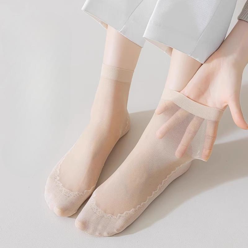 Female Summer Thin Anti Hook Wire Non Skid Cotton Bottom Transparent Bare Crystal Tube Socks