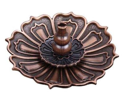 Lotus-shaped Incense Burner with Incense Holder. Perfect for Meditation, Yoga, and As a Meditation Aid for Attracting and Integrating Incense.