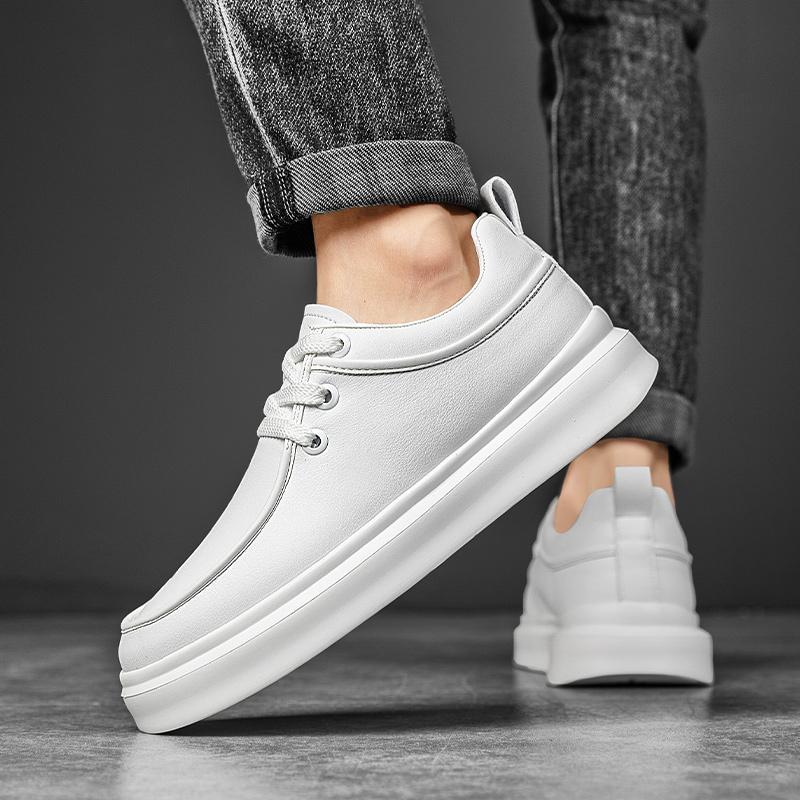 Casual men's shoes Classic black and white versatile style Daily office work leisure business comfortable and trendy sneakers