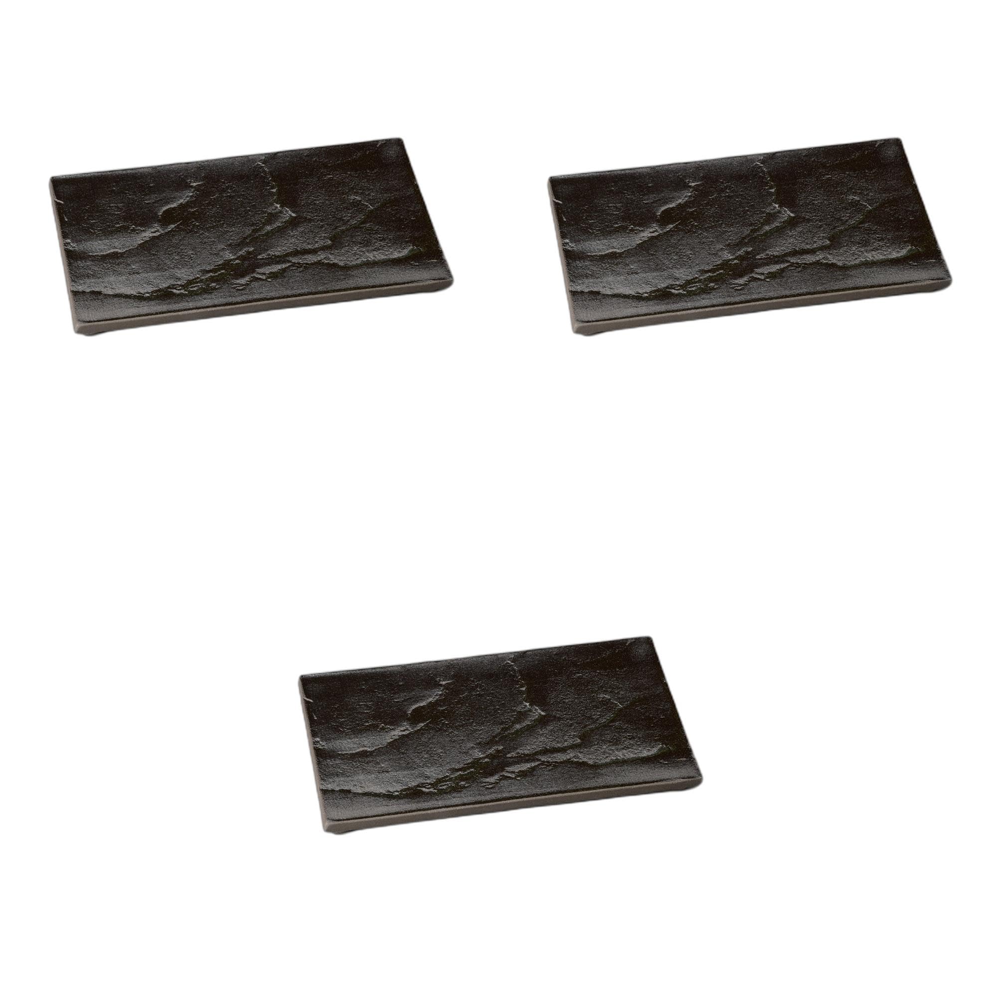 

Set of 3 Black Cloud Sea Pottery Plates x x Ceramic Serving Plates by Setomonohonpo Four-Legged [21.5 15.5 2.5cm]