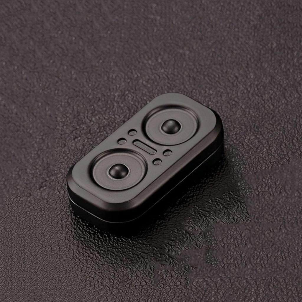 Triangle Rotating Spinner: EDC Three-Ring Snap Coin Decompression Hand Toy