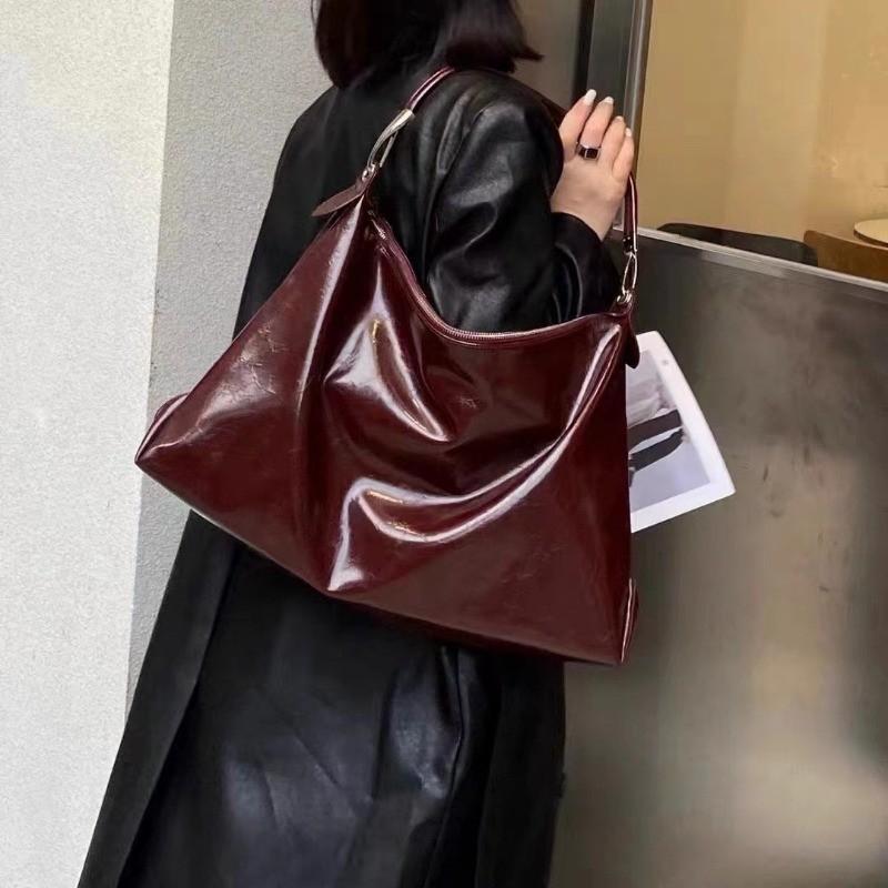 IELGY Ladies Underarm Bag Fashion Oil Wax Leather Trendy Casual All-Match Large-Capacity Cross @-