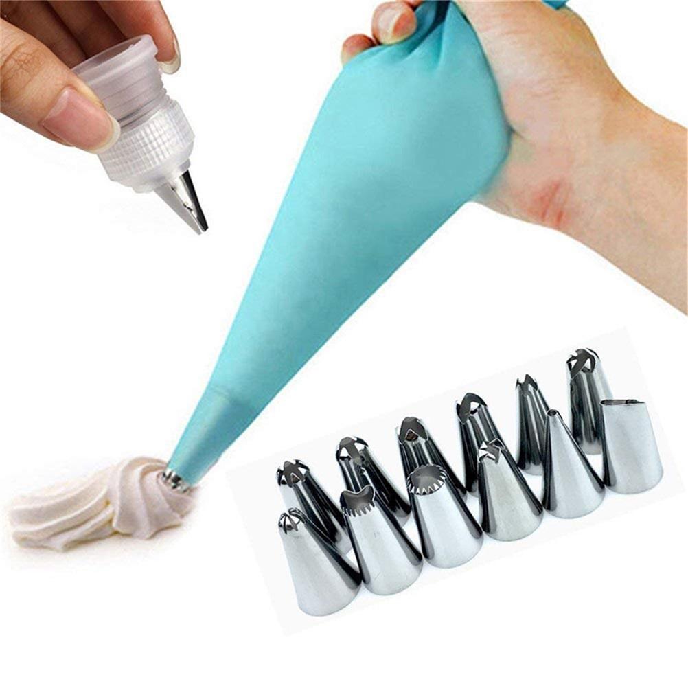 16 Piece Piping Tips Set with 14 Nozzles Coupler and Pastry Bag for Cake Decorating