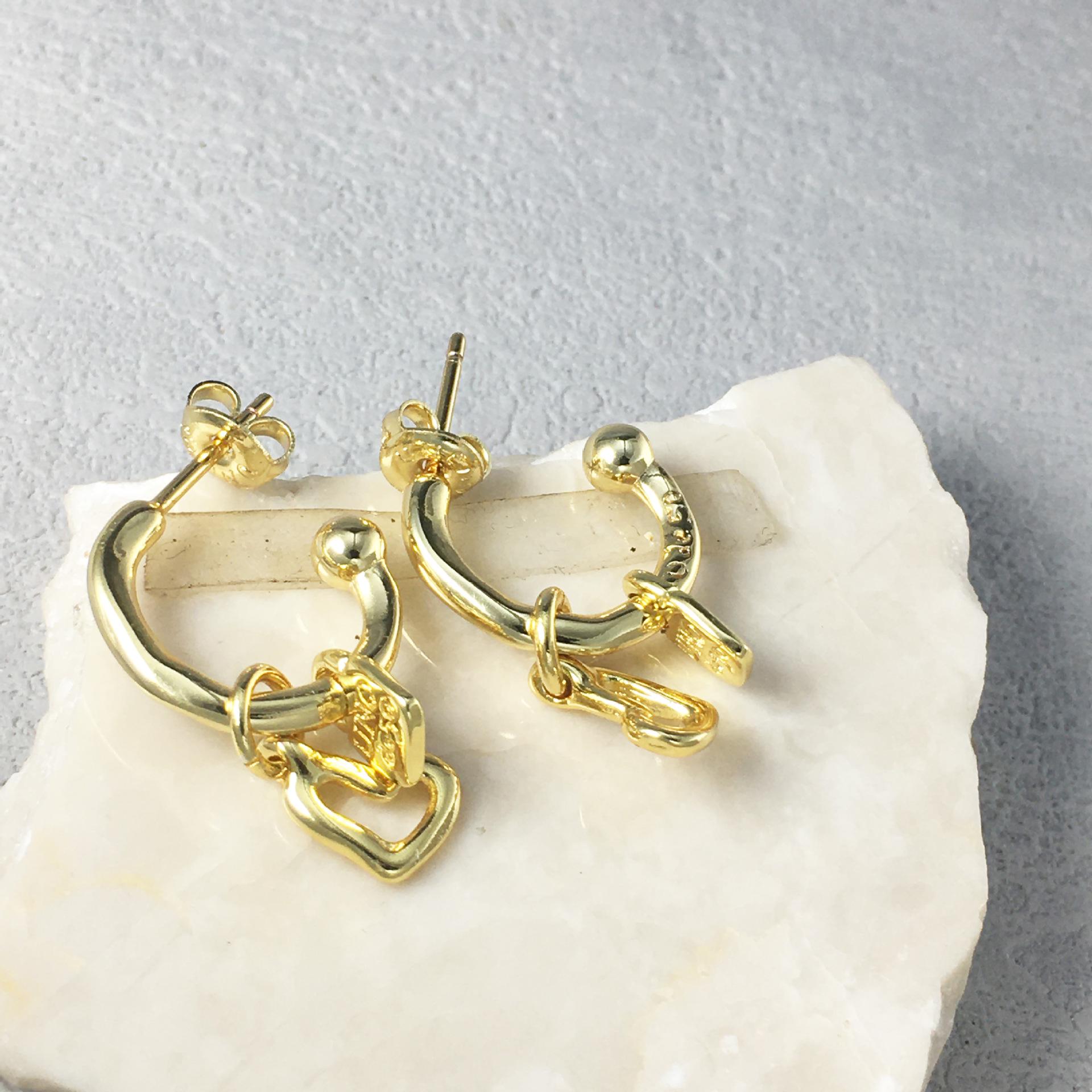 2024 UNOde50 Heart-shaped Earrings: Best-selling Romantic Spanish Jewelry Gift Electroplated