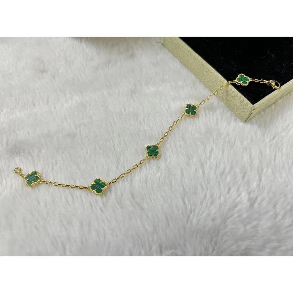 High-end Four-leaf Clover Bracelet Mini Six-flower Bracelet Red Chalcedony Black Agate Ladies Bracelet