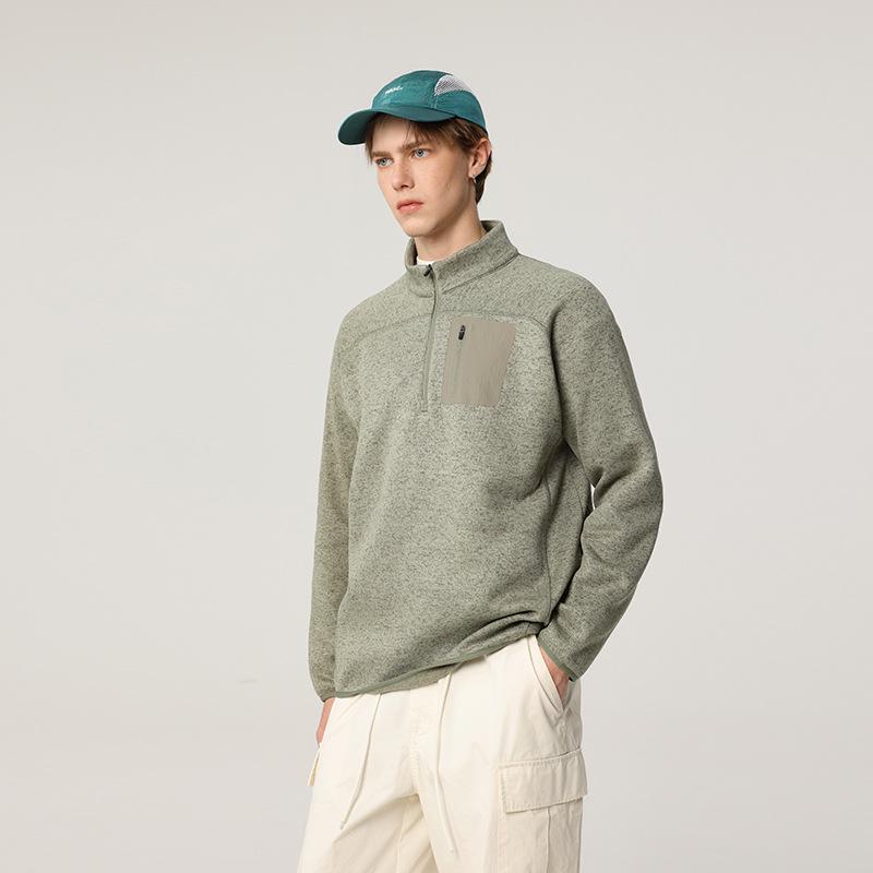 Men's Slim-Fit Half-Zip Outdoor Base Layer Pullover for Winter Sports and Casual Wear