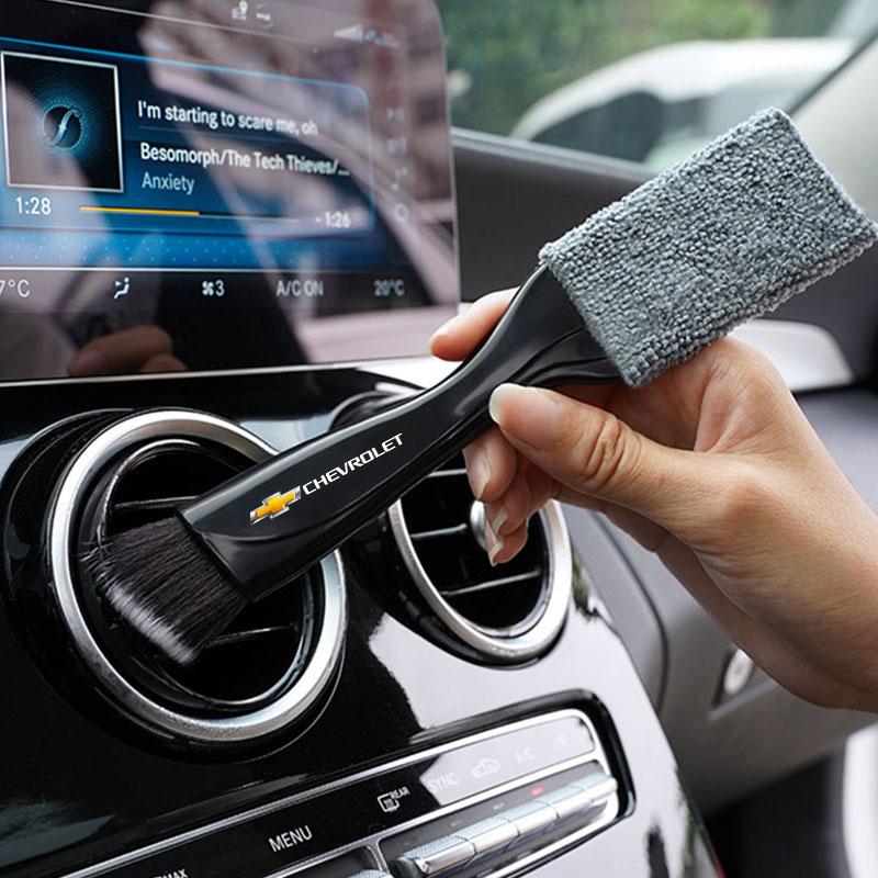 AABHH1 2 In 1 Car Interior Cleaning Brush Remove Dust Tools Accessories For Chevrolet Cruze Spark Captiva Suburban Camaro Malibu Trax