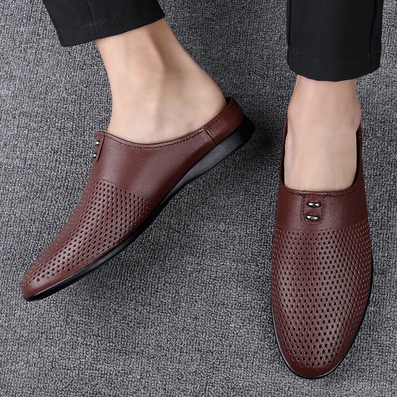 Fashion British Style Retro Brown Men's Leather Casual Shoes Versatile for Commuting Flat Bottomed Loafers Anti Slip Men's Driving Shoes