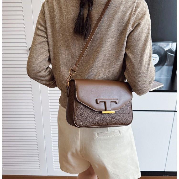 2025 Trendy Large Capacity Women's Saddle Crossbody Bag