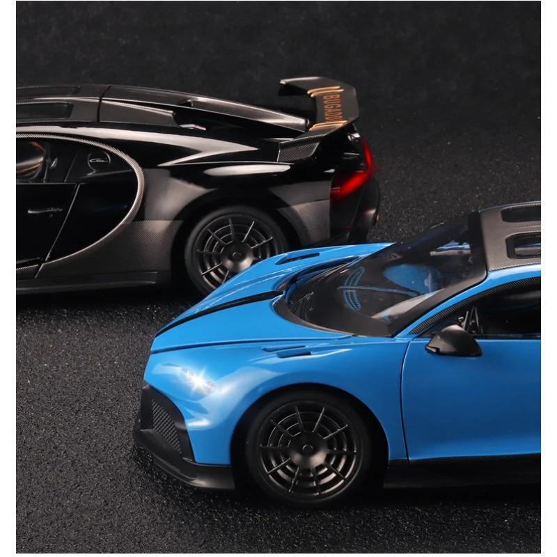 1/18 BUGATTI Chiron PUR SPORT Alloy Sports Model Diecasts Metal Racing Super Car Model Sound and Light Simulation Kids Toys Gift