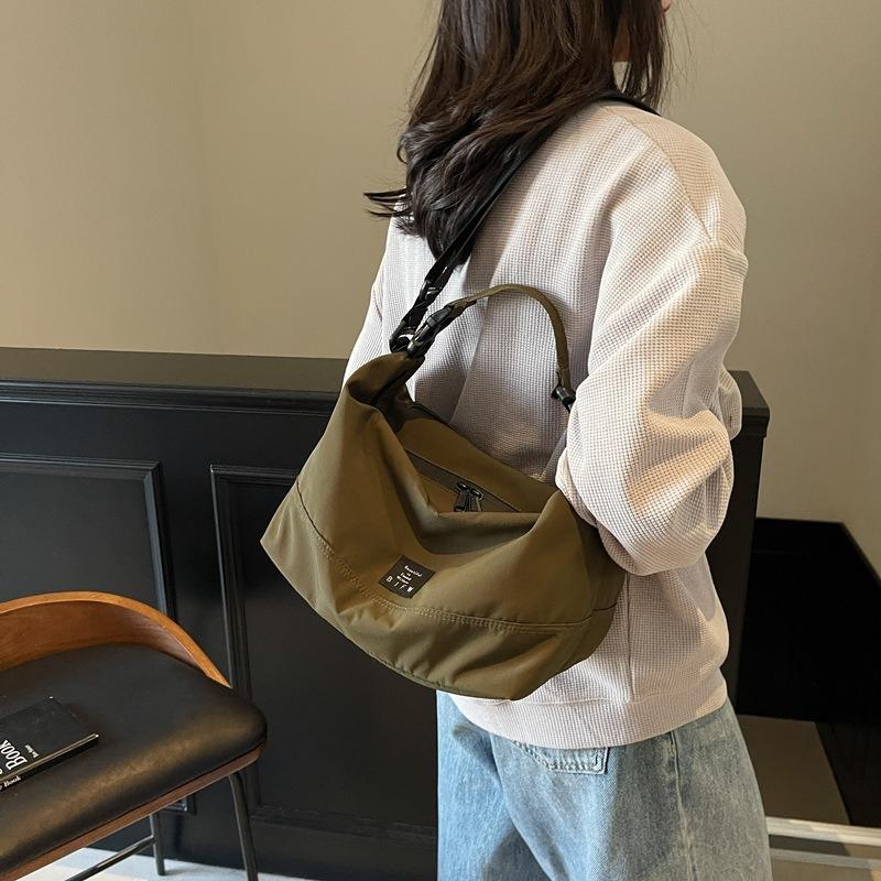 New Casual Canvas Messenger Bag Bag Female College Students Commute To Class Large Capacity Horizontal Square Bag