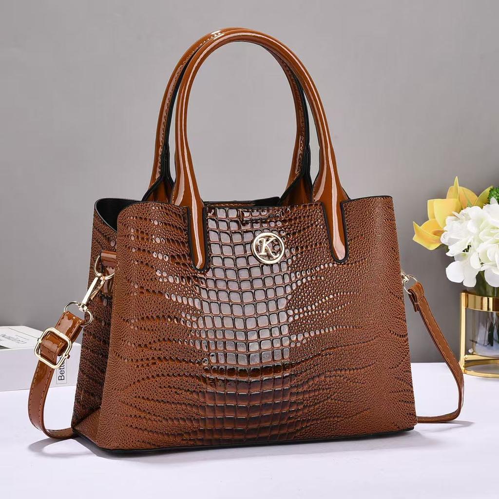 New Crocodile Fashion Handbag High Appearance Level Bright Leather Large Capacity Shoulder Bag with Tote Crossbody Bag