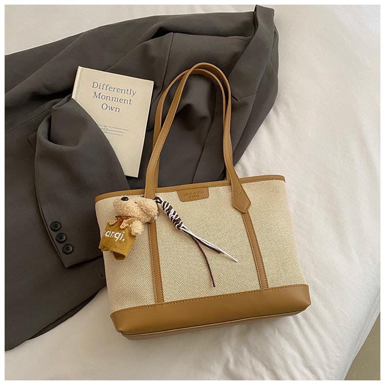 Premium Commuter Large-capacity Tote Bag Women's 2025 New Fashion Retro Versatile Shoulder Bag Trendy Underarm Bag