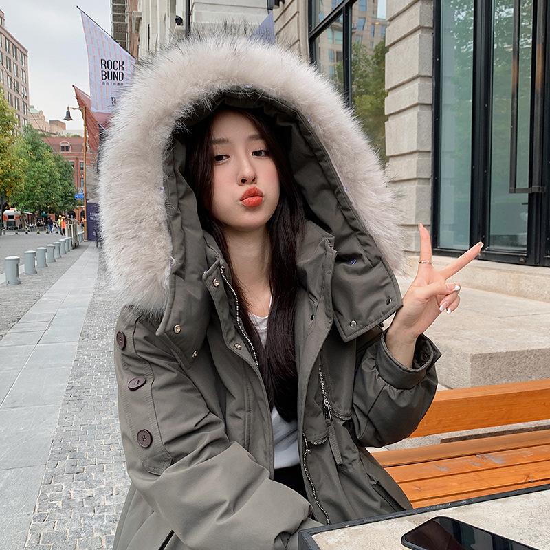 Autumn and Winter Plus Velvet Jacket Women's Loose Cotton Jacket Short Hooded Style Overcomes Casual Cotton Jacket