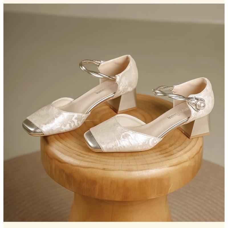 Square Head Mary Jane Shoes Are Huge and Good-looking Thick Heel High Heel Bag Head Sandals Women's Hollow Sandals Summer