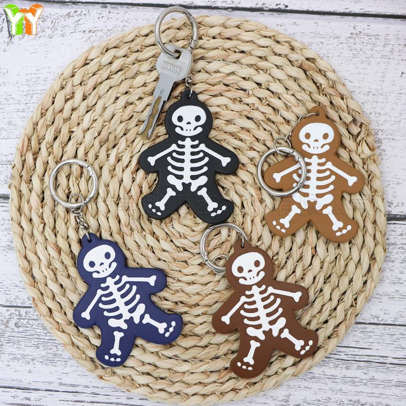 Leather keychain pendant, portable bag hanging, skull keychain, funny Halloween skull pendant