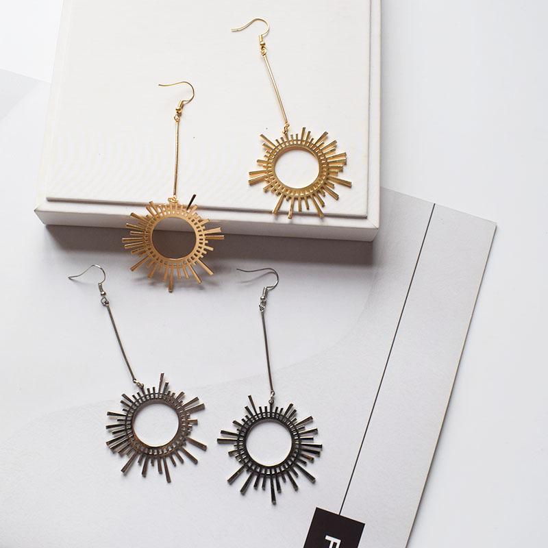 Trendy Sunflower Stud Earrings: Popular Japanese-Korean Style for Women