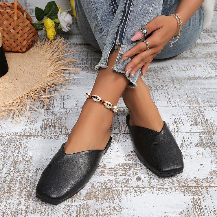Large size bag head slippers women's outer wear 2025 summer flat bottom cool slippers square head muller shoes beach half slippers
