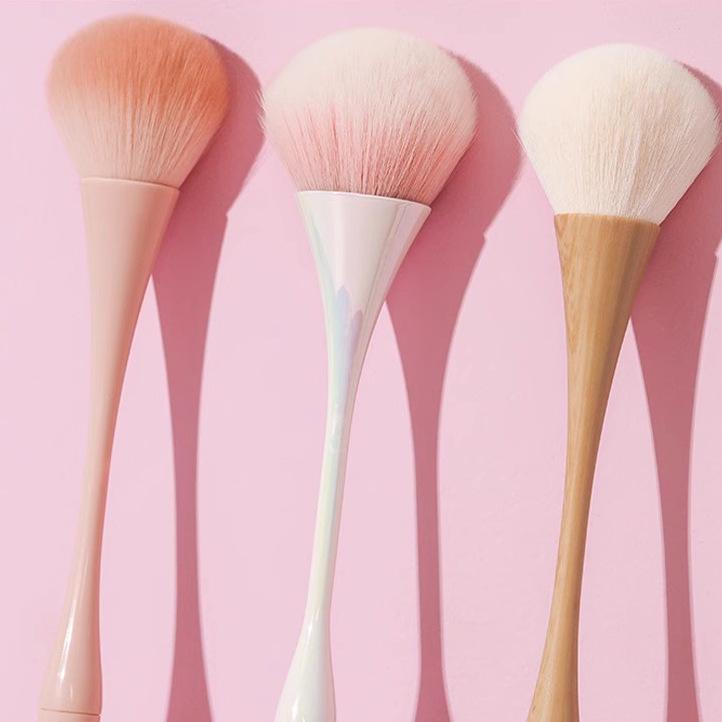 

Nail Art & Makeup Dust Brush with Storage Box