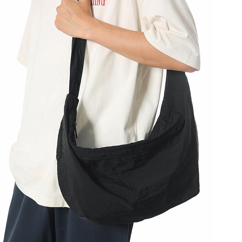 Couple Messenger Bag Shoulder Bag Large Capacity Diagonal Straddle Bag Black Dumpling Bag Tide Cloth Bag