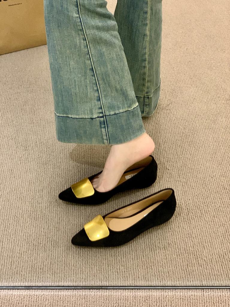 MUKEKe inner height increase pointed retro red wedding shoes women's shoes 2025 spring and autumn temperament with skirt evening single shoes