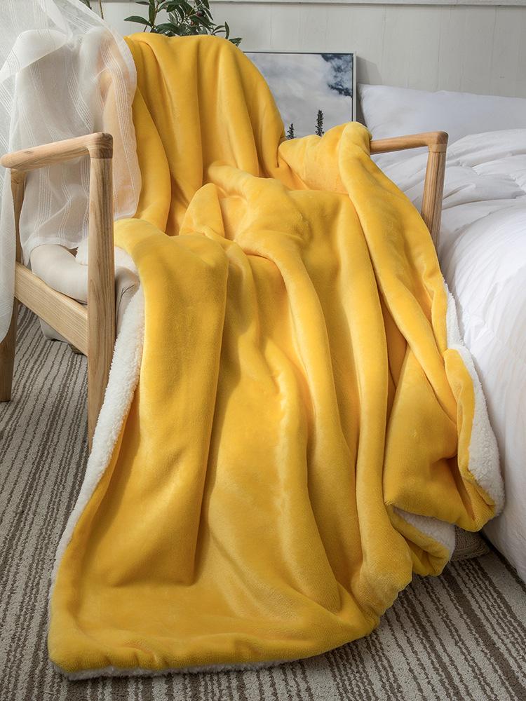 Xianci Double-Layer Lambswool Coral Fleece Throw Blanket for Sofa and Office
