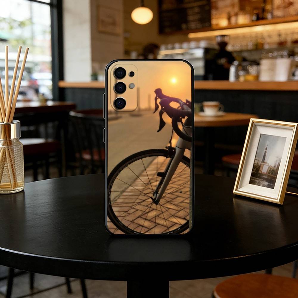 Road cycling Phone Case For Samsung S25,S24,S21,S22,S23,S30,Ultra,S20,Plus,Fe,Lite,Note,10,Black Cover