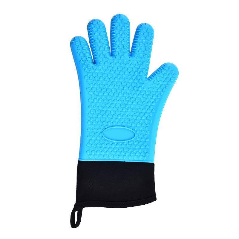 Heart-Shaped Silicone Insulated Oven Mitts: Cotton-Padded, Heat-Resistant, Five-Finger Design for Cooking and Baking.