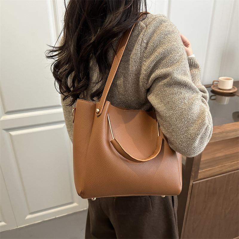 Street Style Large Pu Bucket Bag With Magnetic Closure For Casual Daily Use