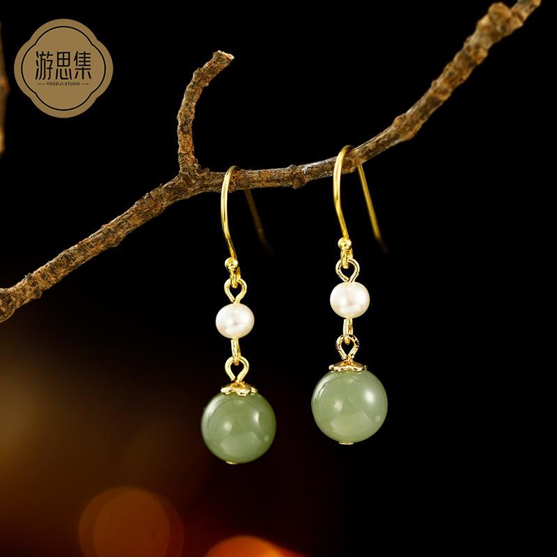 

Chunshan Yuyu recommends original handmade jewelry, designer-style ethnic-style earrings Spring Mountain is about