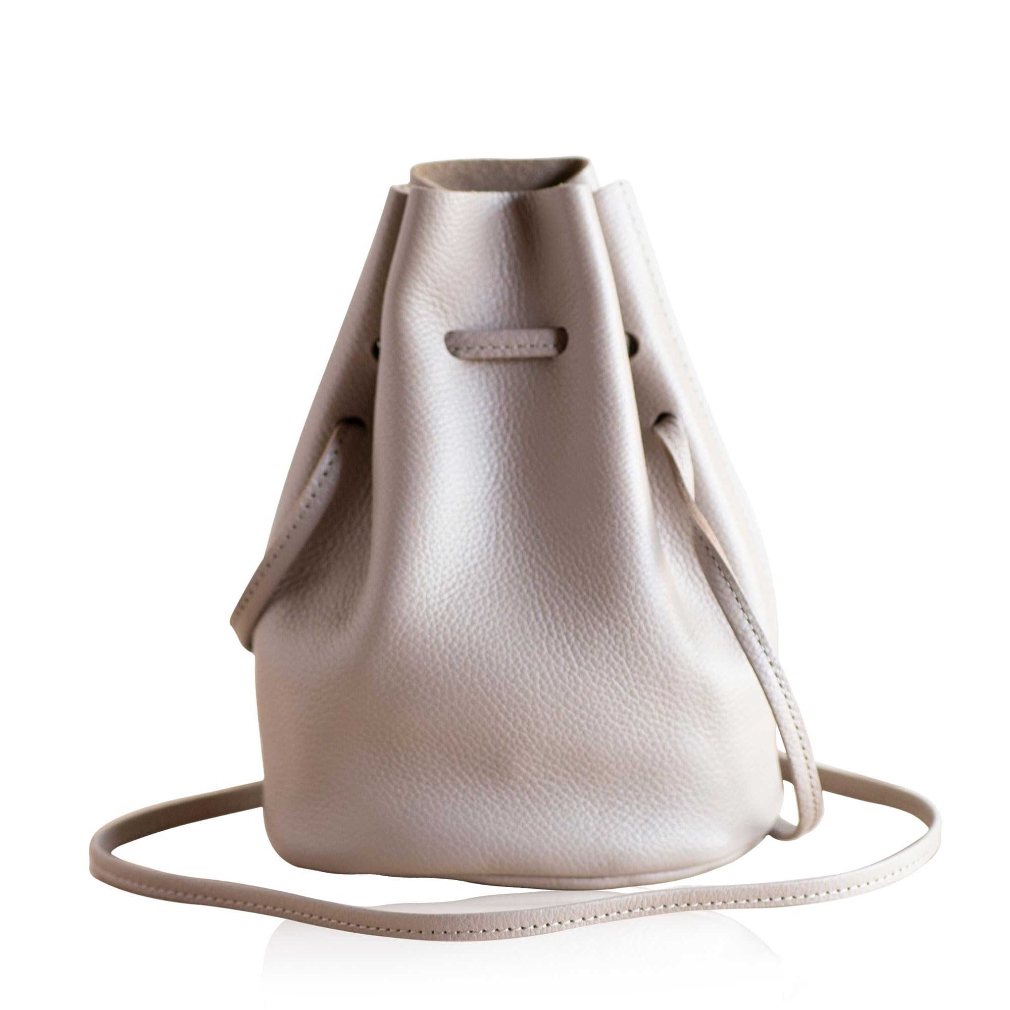 

artigianoworks 2-Way Shoulder Bag, Handbag, Drawstring Bag, Crossbody Bag, Stylish, Lightweight, Genuine Himeji Leather, Greige, ma-03ss