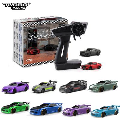 Turbo Racing 1:76 C64 C63 C61 C62 C72 C73 C74 C75 RTR Plochá závodní auta na silnici RC Driftové auto s gyroskopem Rádio pro děti a dospělé