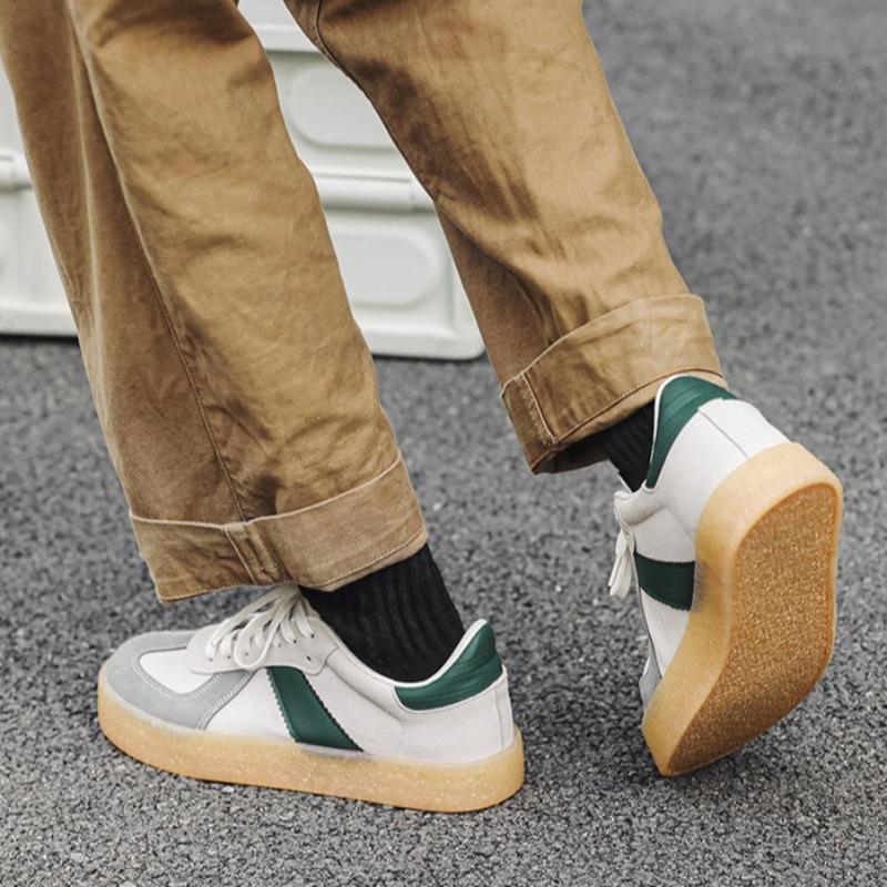 2026 Autumn New Niche Retro Design Men's Low Top Casual Shoes Fashi Trend Versatile Comfortable N Slip Lace Up Flat Sneakers