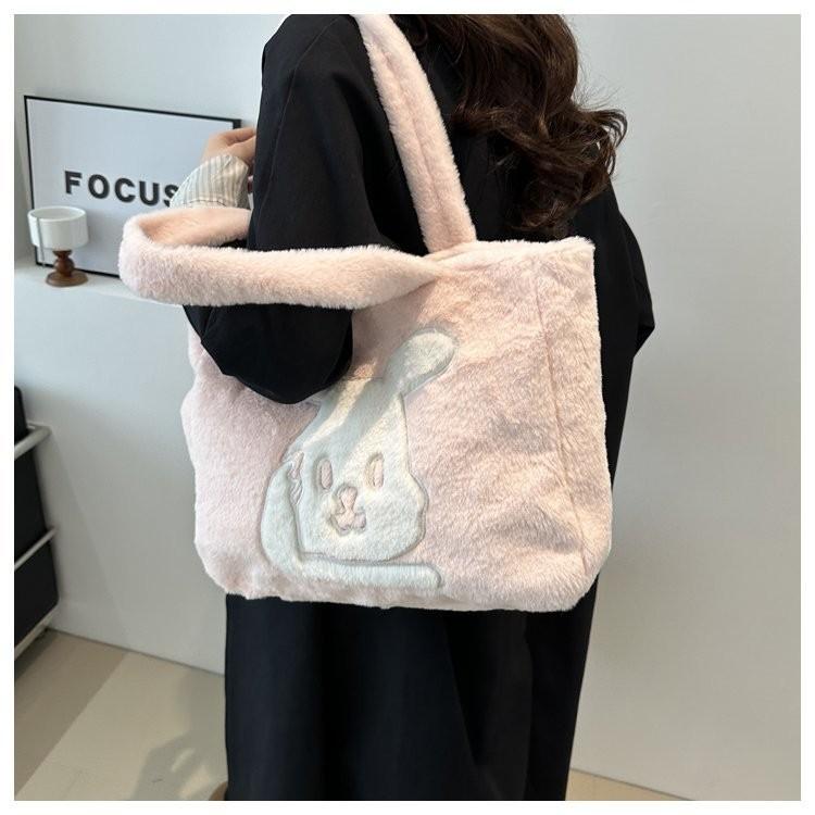 Cute Cartoon Plush Shoulder Bag For Women Large Capacity Tote Bag Winter 2024 Urban Style
