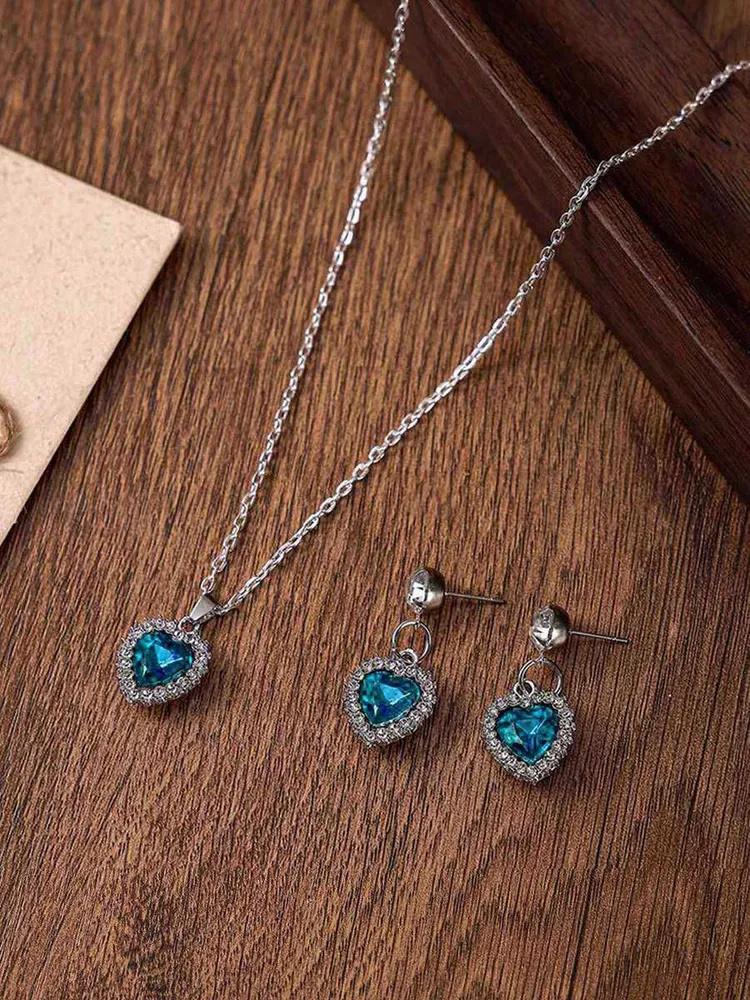 Серьги, Ожерелья, Наборы украшений One Size