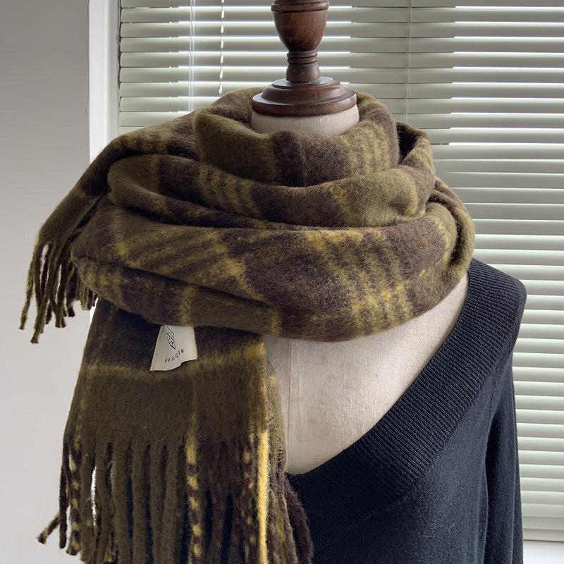 Korean Style Withered Rose Plaid Imitation Cashmere Scarf - Women's Winter Christmas Red Shawl