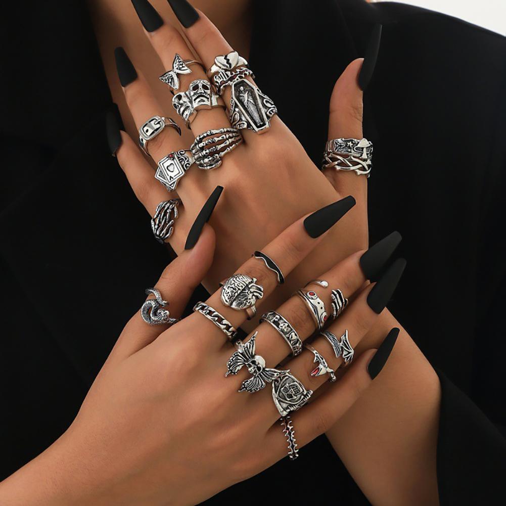 23Pcs Vintage Punk Skull Snake Rings Set Gothic Animal Claw Skeleton Hip Hop Rock Party Gift Jewelry For Women Men